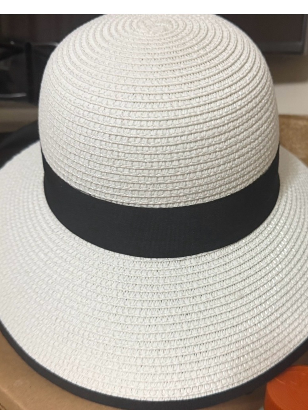Alexis Bendel White Wide Brim Sun Hat